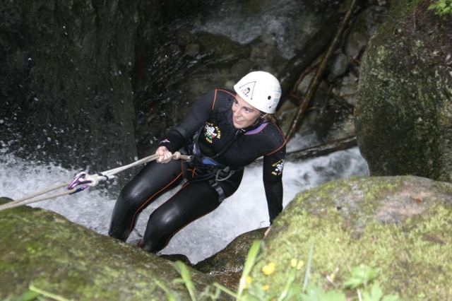 Vivi l'avventura del canyoning